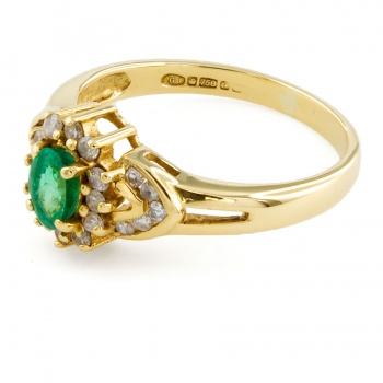 18ct gold Emerald/Diamond Cluster Ring size K